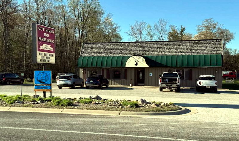 Cut River Inn (Fishers Bar and Restaurant, Callihans) - From Web Listing (newer photo)